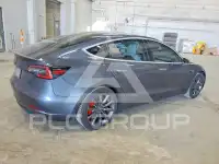 2020 Tesla Model 3 photo