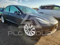 2020 Tesla Model 3 фото