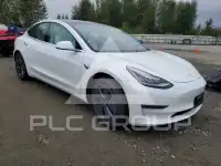 2020 Tesla Model 3 фото