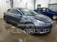 2020 Tesla Model 3 фото