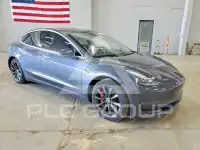 2020 Tesla Model 3 photo