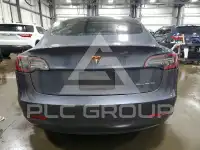 2020 Tesla Model 3 фото
