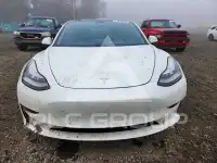 2020 Tesla Model 3 фото