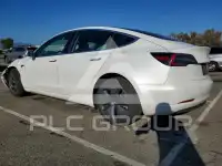 2020 Tesla Model 3 фото