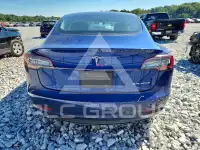 2020 Tesla Model 3 фото
