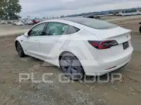 2020 Tesla Model 3 фото