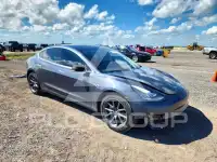 2020 Tesla Model 3 фото