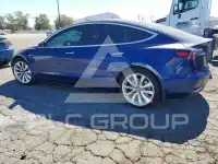 2020 Tesla Model 3 фото
