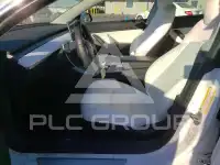 2020 Tesla Model 3 фото
