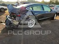 2020 Tesla Model 3 фото