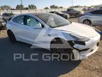 2020 Tesla Model 3 фото