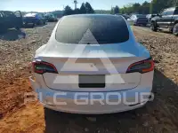 2020 Tesla Model 3 фото