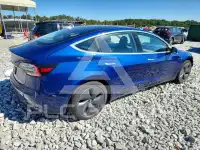 2020 Tesla Model 3 фото