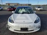 2020 Tesla Model 3 фото
