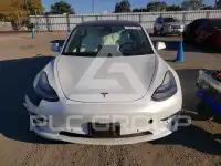 2020 Tesla Model 3 фото