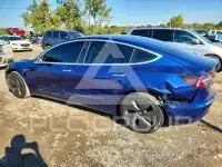 2020 Tesla Model 3 фото