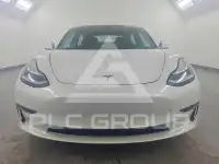 2020 Tesla Model 3 фото