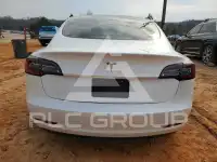 2020 Tesla Model 3 фото