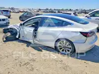 2020 Tesla Model 3 фото