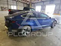 2020 Tesla Model 3 фото