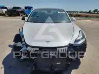 2020 Tesla Model 3 фото