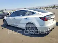 2020 Tesla Model 3 фото
