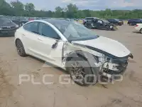 2020 Tesla Model 3 photo