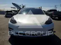 2020 Tesla Model 3 фото