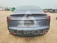 2020 Tesla Model 3 фото