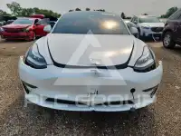 2020 Tesla Model 3 фото