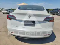 2020 Tesla Model 3 фото