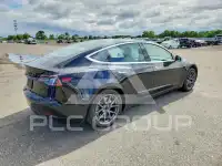 2020 Tesla Model 3 фото