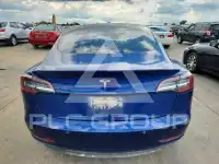 2020 Tesla Model 3 фото