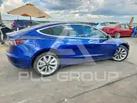 2020 Tesla Model 3 фото