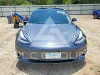 2020 Tesla Model 3 фото