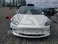 2020 Tesla Model 3 фото