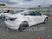 2020 Tesla Model 3 фото