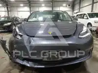 2020 Tesla Model 3 фото