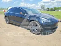 2020 Tesla Model 3 фото
