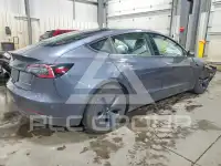 2020 Tesla Model 3 фото