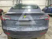 2020 Tesla Model 3 фото
