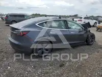 2020 Tesla Model 3 фото