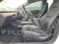 2020 Tesla Model 3 фото