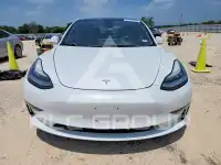 2020 Tesla Model 3 фото