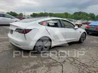 2020 Tesla Model 3 фото