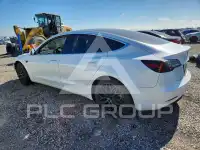 2020 Tesla Model 3 фото