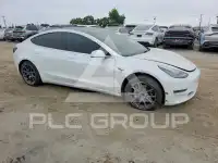 2020 Tesla Model 3 фото