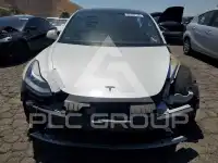 2020 Tesla Model 3 фото