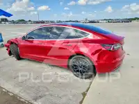2020 Tesla Model 3 фото