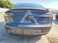 2020 Tesla Model 3 фото